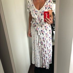 WHITE CLOSET Ruffle dress Sz S